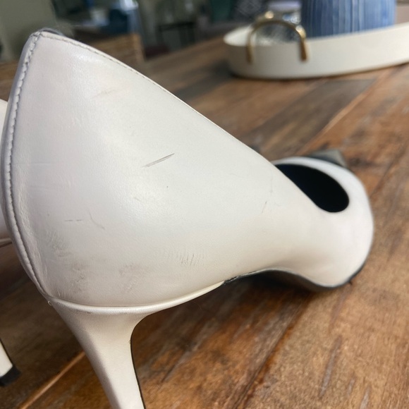 Stunning pair of Saint Laurent heels size 40/9 Run Cap-toe. - Picture 6 of 12
